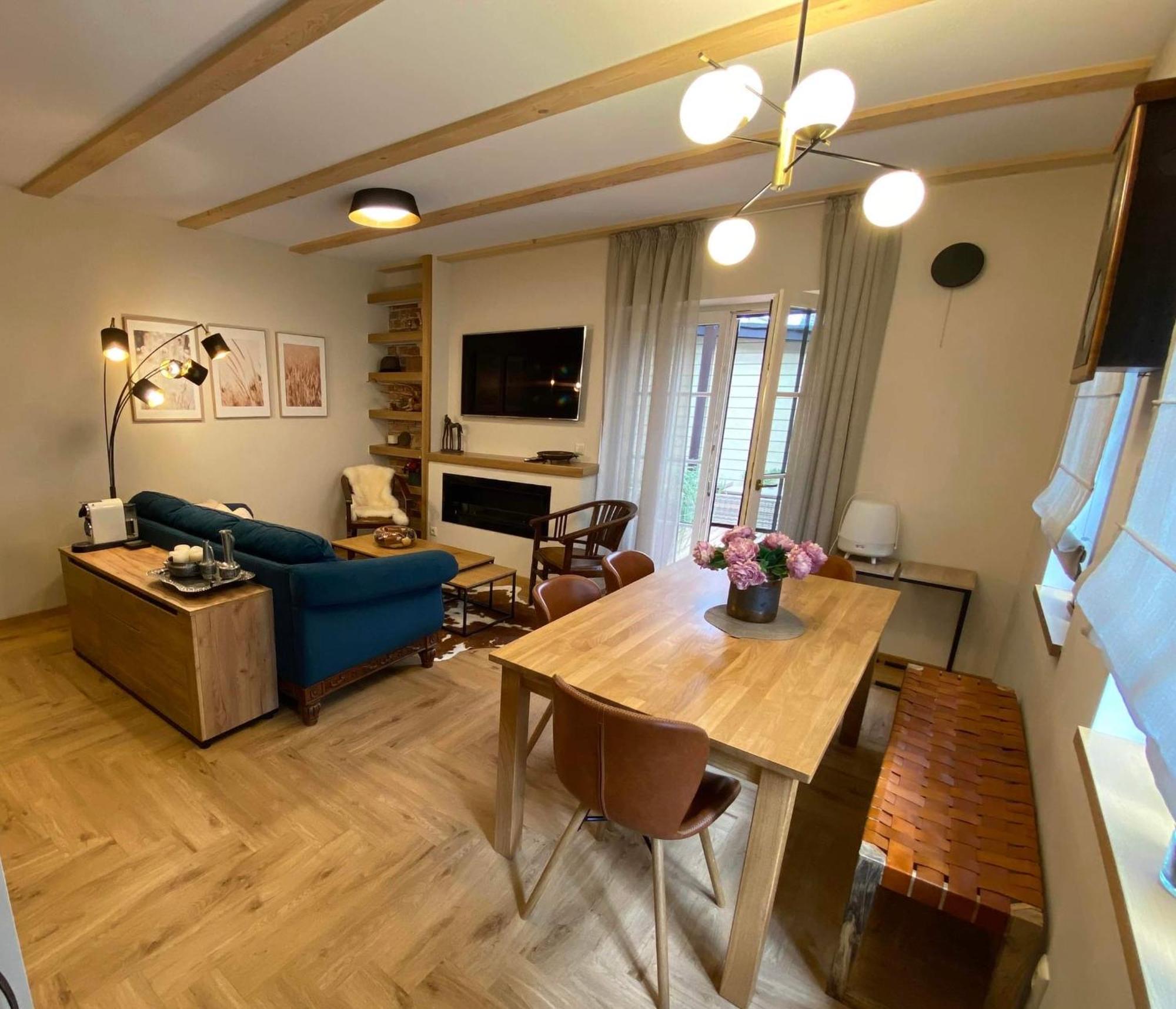Memel Townhouse Apartamentai Клайпеда Екстер'єр фото